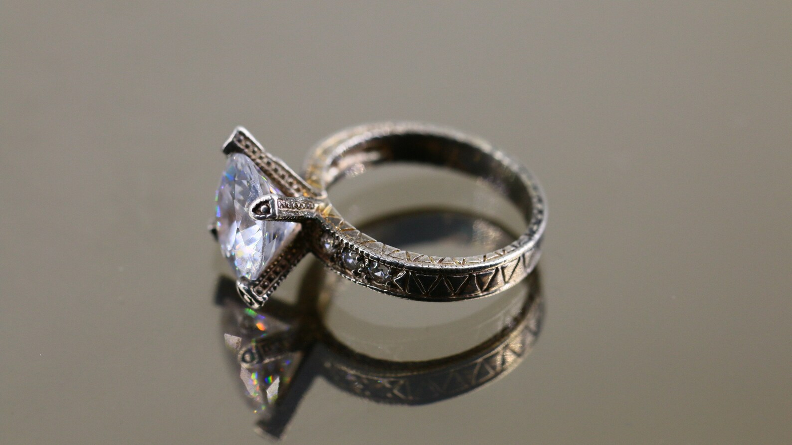 Vintage glänzend edel Runde weiße Kristalle CZ Design | Etsy