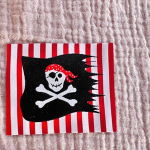 Aufnäher Piratenflagge Webetikett Piraten DIY Pirat Flagge Totenkopf für Schultüte