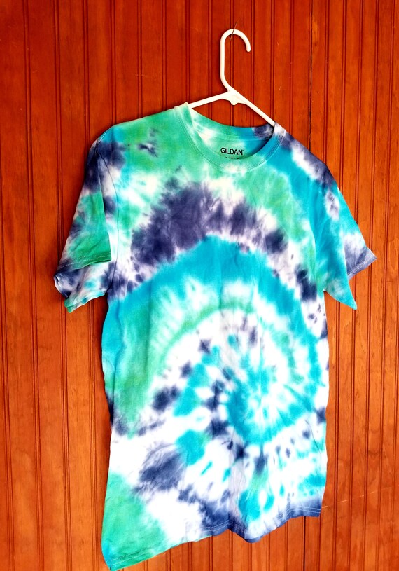 Classic Swirl Hand Dyed Tie Dyed Medium T Shirt In Aqua Blue Etsy