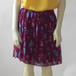 Floral Pleated Chiffon Skirt Women, Knee Length Skirt Summer Casual, Wine Red Custom Handmade image 4