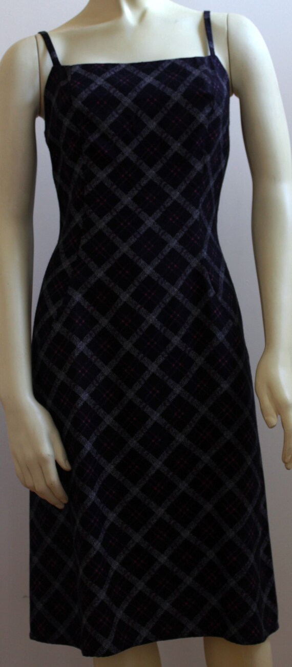 black shift work dress