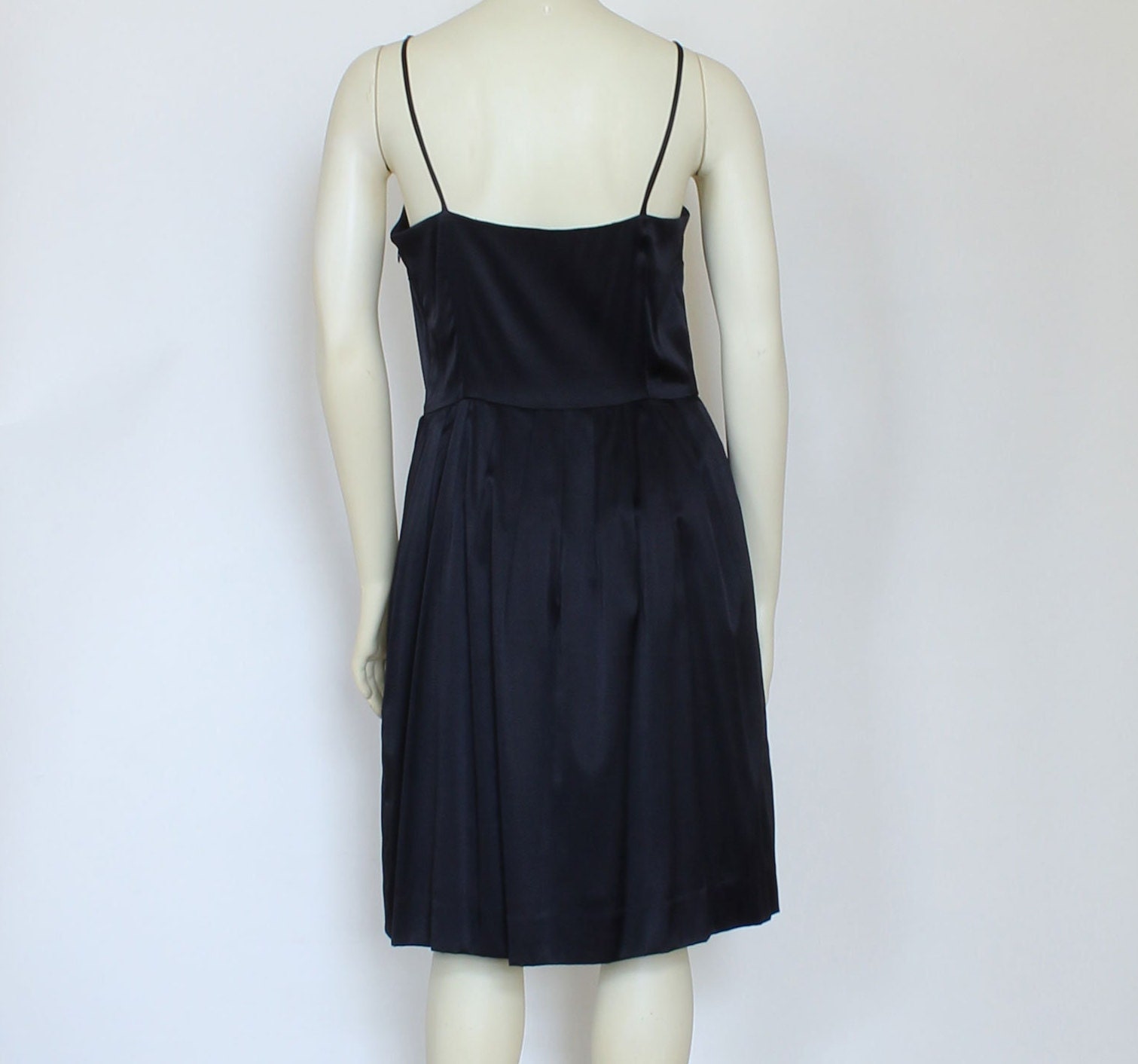 Sleeveless Black Pleated Dress for Women, Knee Length Silk Satin