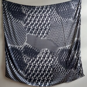Women,s Square Satin Scarf, Polyester Fall Oversized bild 4