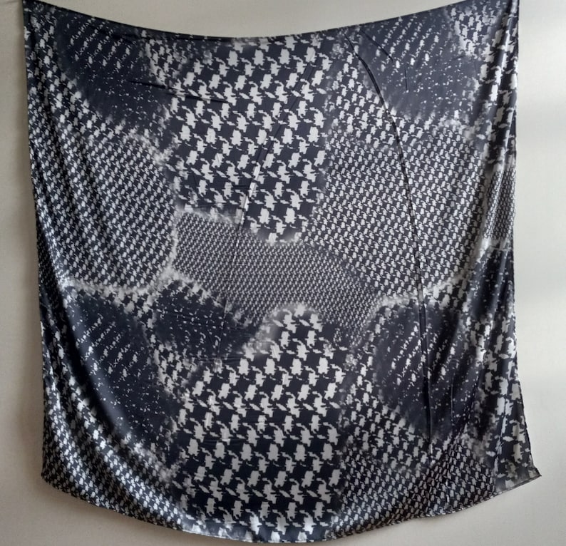 Women,s Square Satin Scarf, Polyester Fall Oversized bild 4