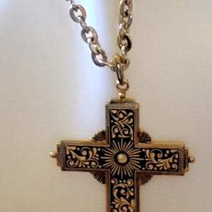VTG Crucifix Cross Necklace Religious Germany Pendant Gold Tone Chain Jewelry