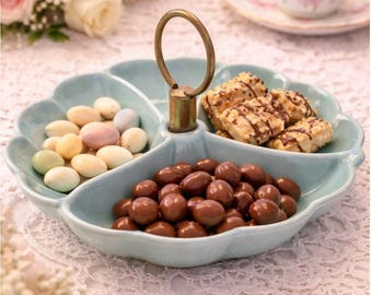 Aqua Pottery serveerschaal medium jaren 60 blauw vintage geschulpt