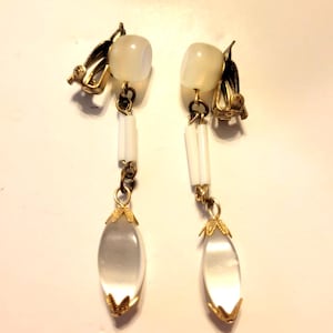 Vintage Estate Dangling Clip-On Earrings Gold Tone Beaded Japan Jewelry
