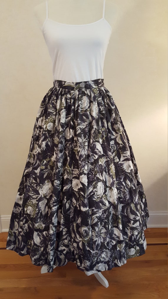 Vintage 50's Gray and Olive Floral Print Cotton S… - image 2