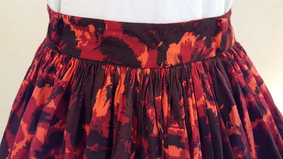 Vintage 50's 'Lava' Floral Print Cotton Skirt 27"… - image 4