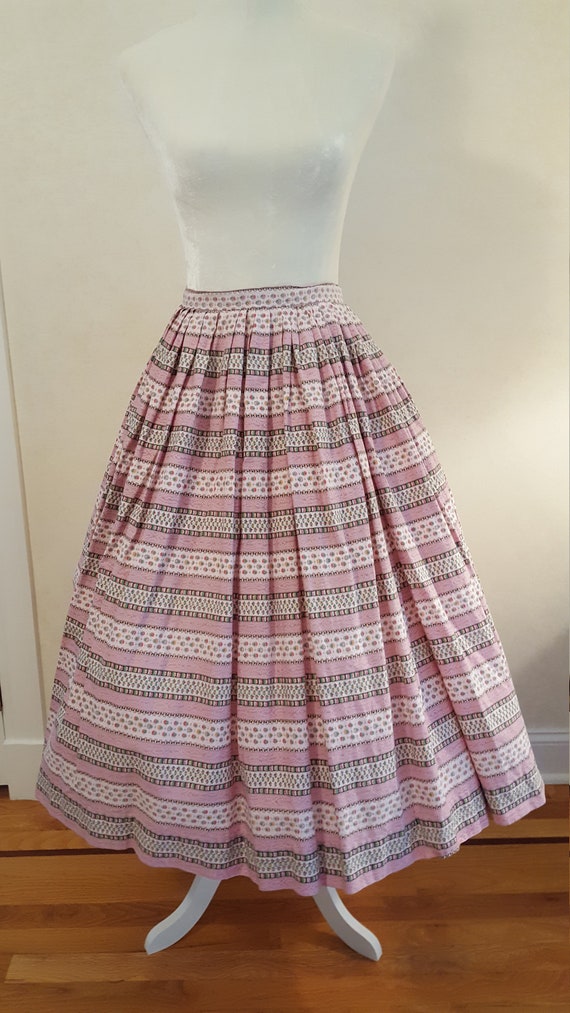 Vintage 50's Pink Floral Stripe Cotton Skirt & To… - image 4