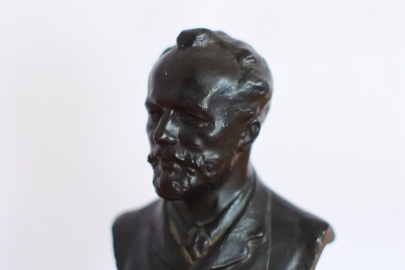 Russian Composer Pyotr Tchaikovsky Marble Bust Statue Sculpture 20 cm white