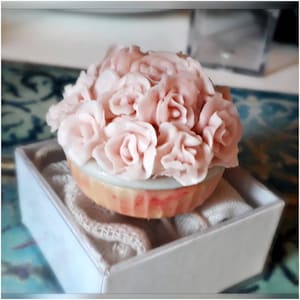cupcake pink roses, cupcake topper , cold porcelain cake topper, wedding favour, holy communion favour,