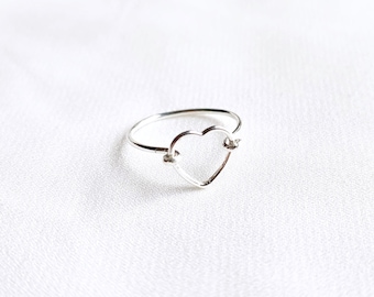 APHRODITE ring // 925 silver // Little heart