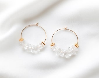 Earrings AMAZONE rock crystal // Creoles in gold gold filled 14 carats & pearls chips in rock crystal stones