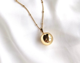 Pregnancy bola necklace // Gold plated