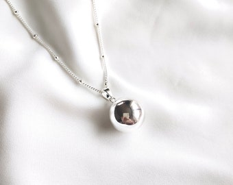 Pregnancy bola necklace // Silver plated