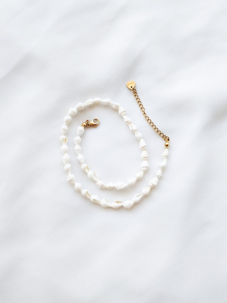 Collier ras de cou SHELL // Choker en coquillages naturels blancs image 4