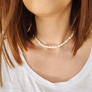 Collier ras de cou SHELL // Choker en coquillages naturels blancs image 3