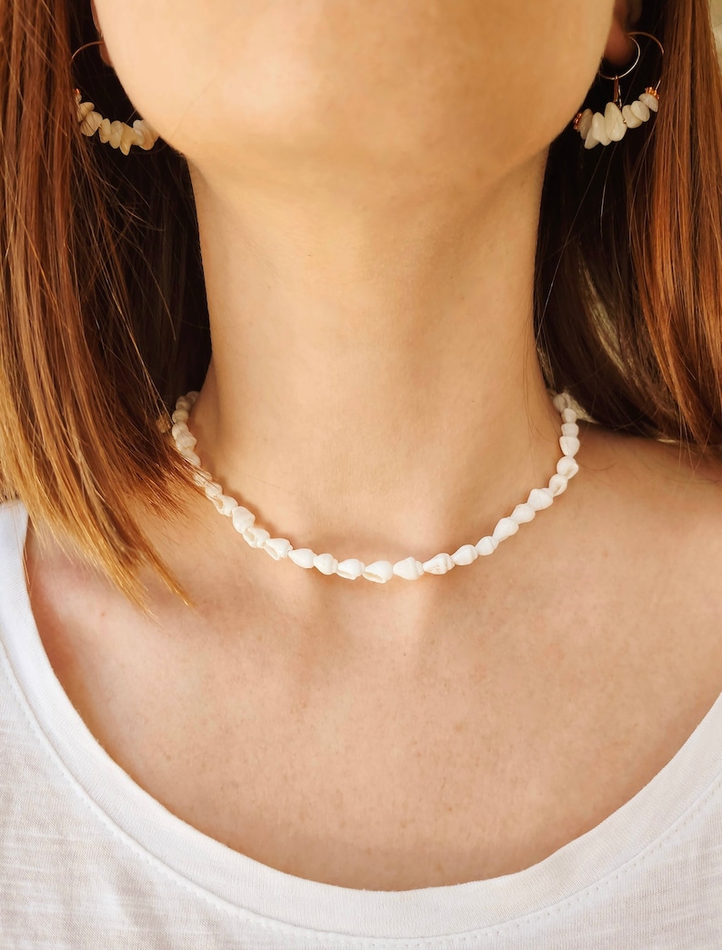 Collier ras de cou SHELL // Choker en coquillages naturels blancs image 6