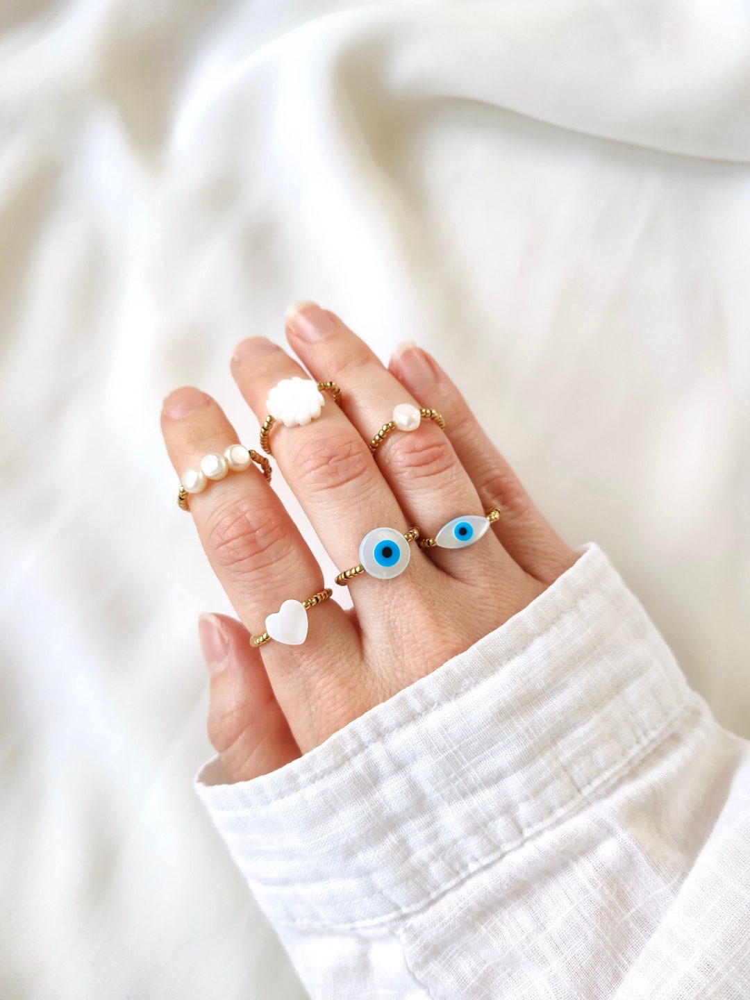 Bague élastique Perles D'eau Douce Avec Médaille Acier Inoxydable Or - Neuve Avec étiquettes