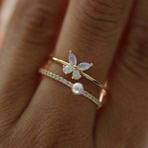 Butterfly Pearl Dainty Gold Ring