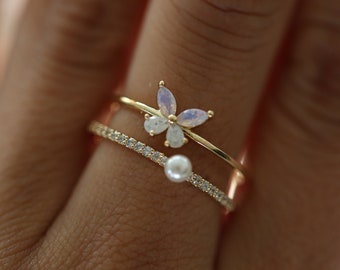 Butterfly Pearl Dainty Gold Ring