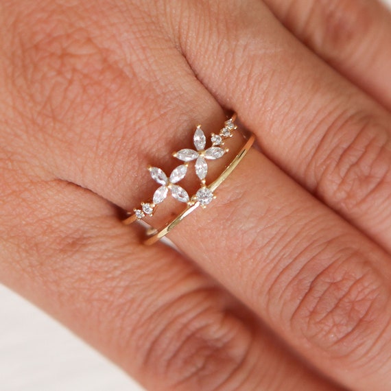 Dainty flower ring best sale