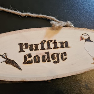 Personalised Wooden Slice Sign - Decorative Wall Hanging - Hand Drawn Pyrography - Valentines&#39;s Day Gift