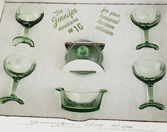 Mosser Glass Miniature Jennifer Set#16 Four cocktail wine glasses and ice bucket with lid green children's toy set