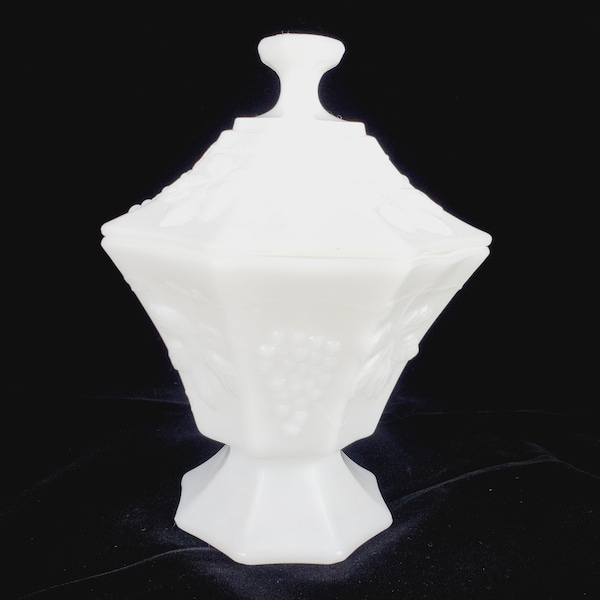 Anchor Hocking Leaves and Grapes milk glass candy dish with lid, milkglass covered dish
