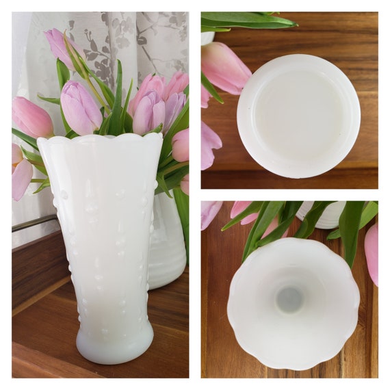 Retro Mid Century Art White Milk Glass Vase Vintage Teardrop Vase