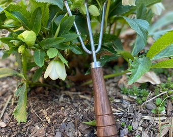 Handcrafted Stainless Steel Garden Rake with Walnut Handle - Durable and Elegant