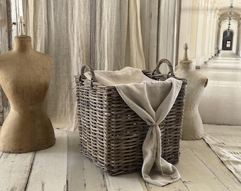Großer Naturweidenkorb mit altem Leinensack-XL***