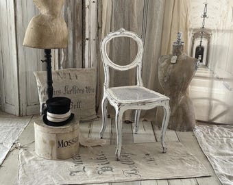 Delicate antique Chippendale chair with Viennese wickerwork***