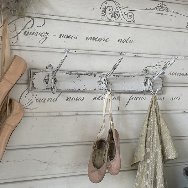 Lovely antique hook rack/wardrobe***