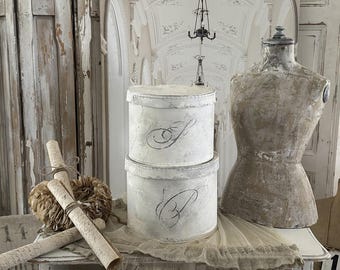 Encantador dúo de cajas en estilo shabby chic***