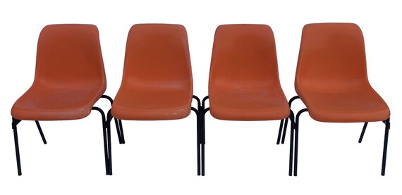 Plastic bowl chair hot sale
