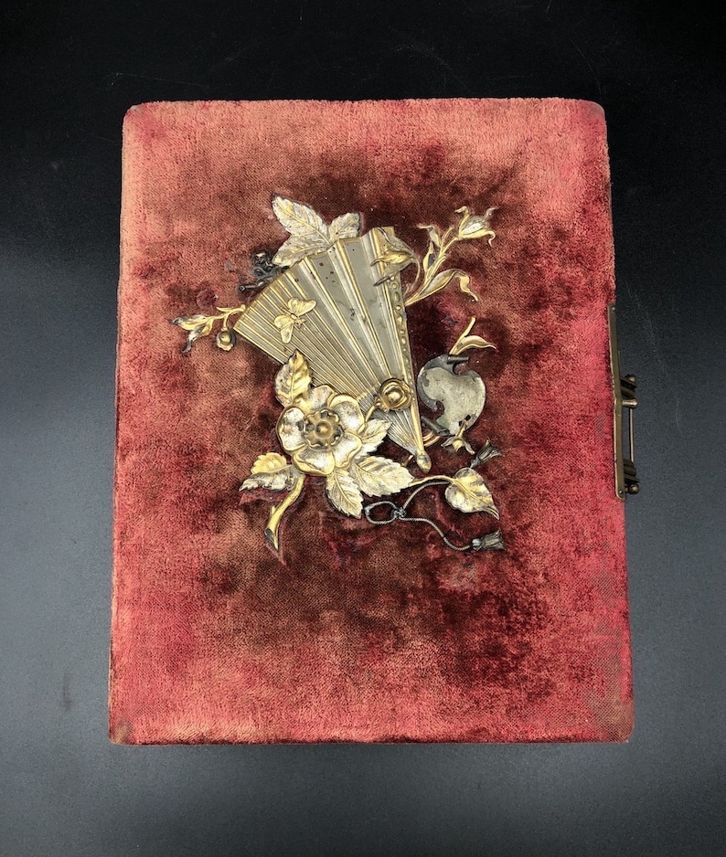 Antique photo book Art Nouveau scrapbook around 1900 m. original Antique photo book Art Nouveau scrapbook around 1900 m. original