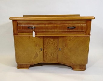 Laundry chest, early 50s