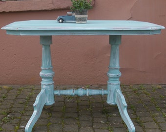 Salontisch im Shabby Look