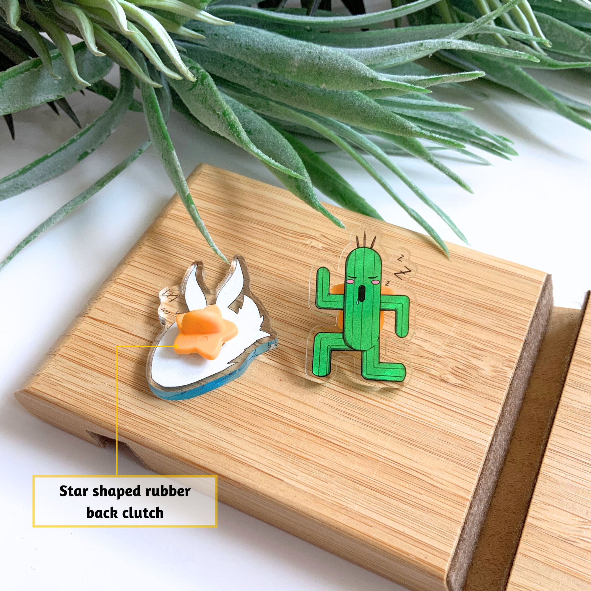 ファイナルファンタジー アクリルピンバッジ ちびモーグリ、チョコボ