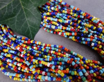 1 Strang  Rocailles von Java BUNT ca. 120cm über 380 Stck. sead beads