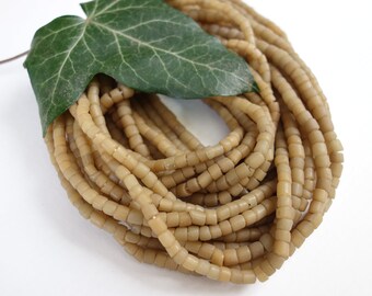 ca.110 kleine Glasperlen  59cm Strang dunkles beige   seed beads indonesian