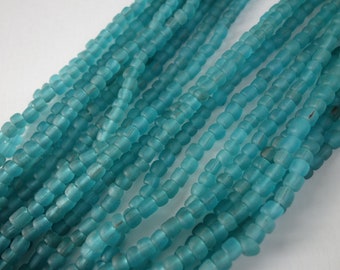 Strang ca. 110 indonesische Rocailles   TÜRKIS AQUA opal Java Beads