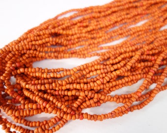 1 Strang  Rocailles von Java leuchtendes Orange,  ca. 120cm über 380 Stck. sead beads