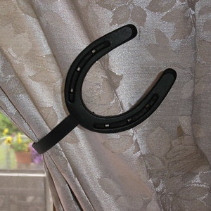 One Pair Horseshoe Curtain Holdbacks