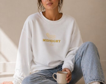 Sudadera inspirada en White Midnight Margaritas Practical Magic, con cuello redondo y temática de brujas. Merchandising de películas.