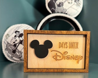 Small Countdown to Disney Framed Sign - (3" x 4.5")