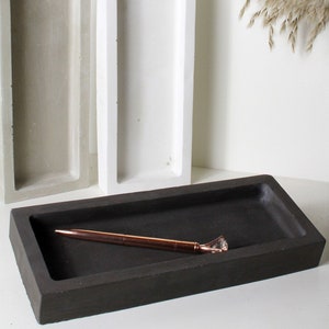 B WARE moderne betonnen schaal schaal van beton, sieradenschaal decoratie, mooi cadeau, woonaccessoires eenvoudig 24 x 9,5 cm, wit