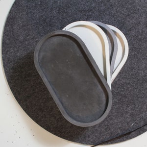 Betontablett , Tablett aus Beton , Schmuckablage Deko, oval, hübsches Geschenk schlicht 18 x 9,5 cm, schwarz weiß grau Bild 9